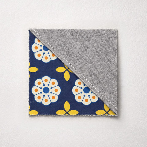 Handytasche nach Maß | aus Filz und Bio-Baumwolle | hellgrau - Bloom | Modell "LET"