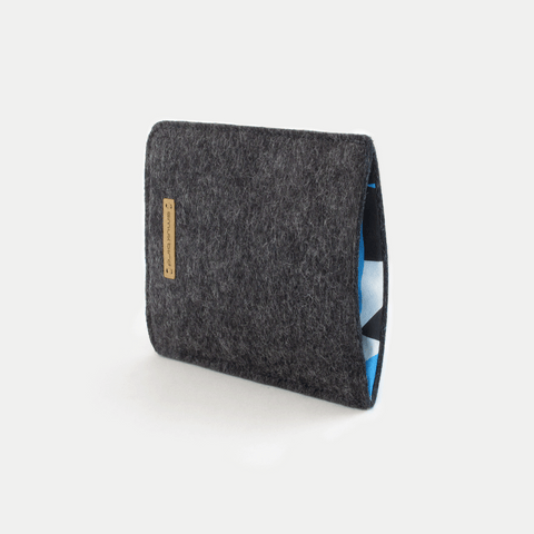 Handytasche für iPhone 16 Pro | aus Filz und Bio-Baumwolle | anthrazit - shapes | Modell "LET"