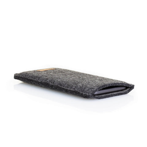 Handytasche für Fairphone 6 | aus Filz und Bio-Baumwolle | anthrazit - tracks | Modell "LET"