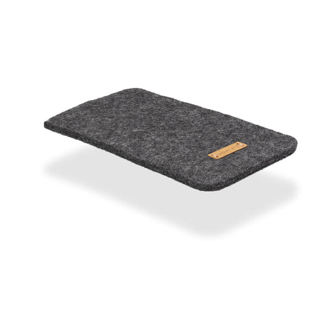 Handytasche für Samsung Galaxy A37 aus anthrazit Wollfilz mit nachhaltigem Lederlabel