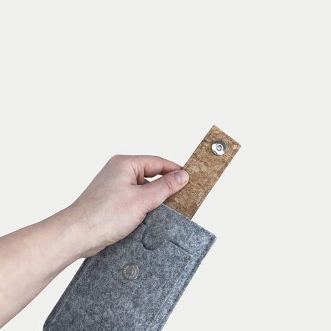 Handytasche für Fairphone 5 | mit Magnetverschluss und extra Fach | hellgrau - Shapes | Modell HAKA