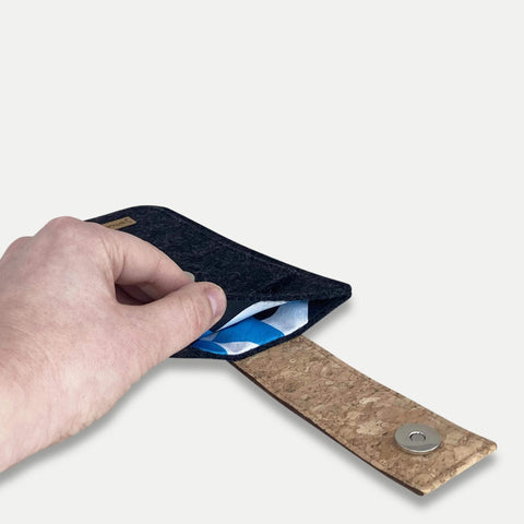 Handytasche für Fairphone 4 | mit Magnetverschluss und extra Fach | anthrazit - Shapes | Modell HAKA