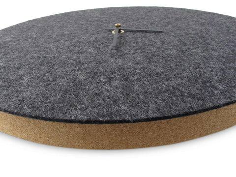 Wanduhr aus Filz und Kork 30 cm | anthrazit - schwarz | Design: Aalborg