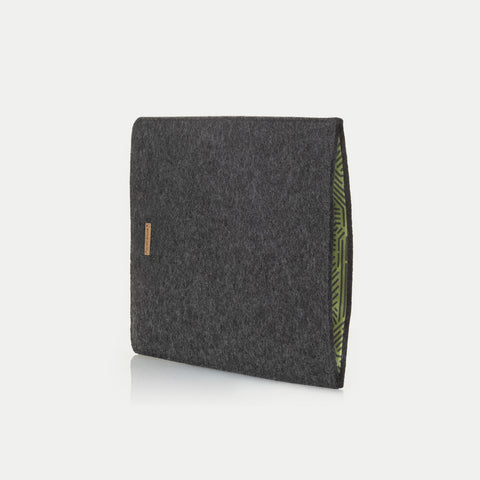 Hülle für MacBook Pro 13 | aus Filz und Bio-Baumwolle | anthrazit - Stripes | Modell "LET"
