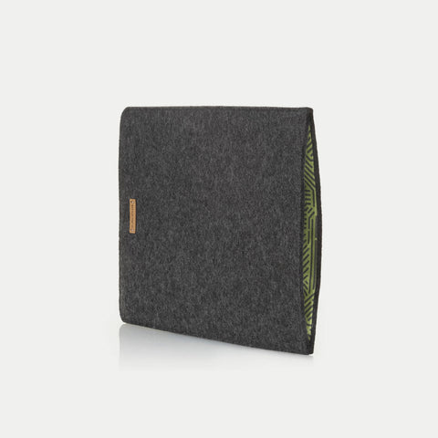 Hülle für Galaxy Tab S8+ | aus Filz und Bio-Baumwolle | anthrazit - stripes | Modell "LET"