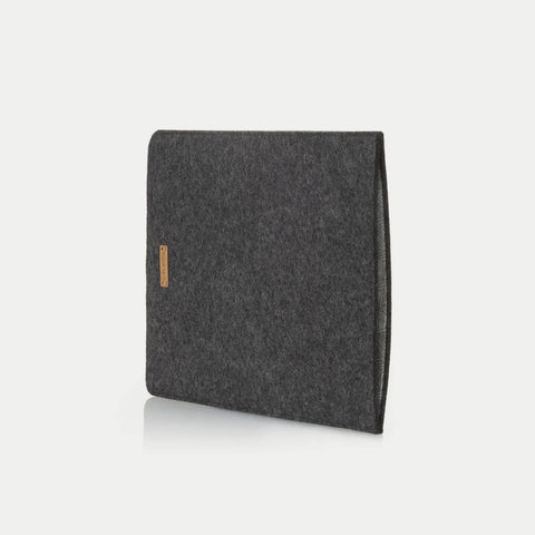 Hülle für iPad Pro 12,9" - 6. Gen | aus Filz und Bio-Baumwolle | anthrazit - tracks | Modell "LET"