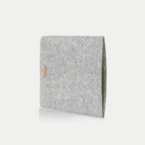 Hülle für iPad Pro 12,9" - 6. Gen | aus Filz und Bio-Baumwolle | hellgrau - stripes | Modell "LET"