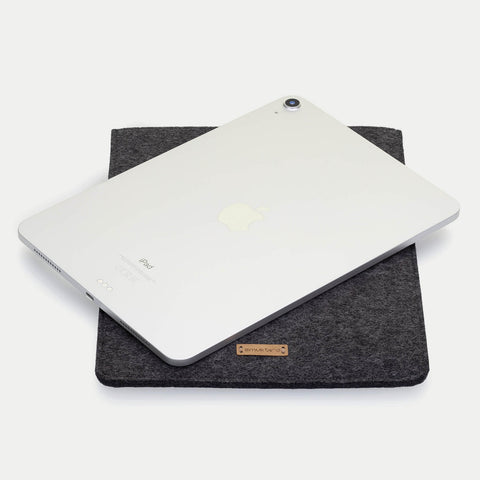 Hülle für iPad Air - 5. Gen | aus Filz und Bio-Baumwolle | anthrazit - colorful | Modell "LET"