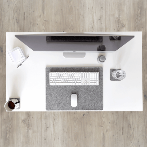 Schreibtischunterlage aus Filz und Kork | 38 x 50cm | hellgrau