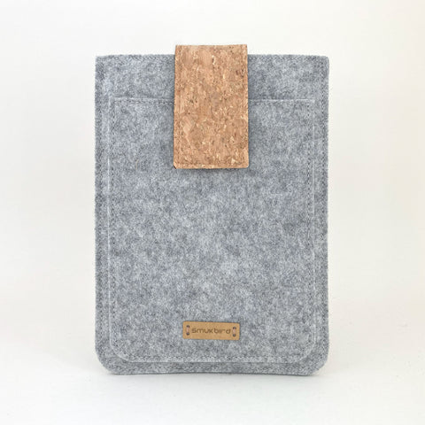 custom eReader cover | with magnetic closure and extra compartment | light gray - tracks | Model "HAKA"