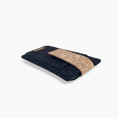 Handytasche für iPhone 16 Pro | mit Magnetverschluss und extra Fach | anthrazit - Stripes | Modell HAKA