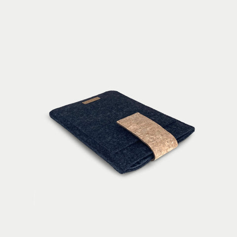 Hülle für PocketBook Verse Pro Color | mit Magnetverschluss und extra Fach | anthrazit - Tracks | Modell "HAKA"