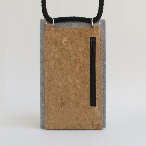 Axelväska för iPhone 14 Pro | gjord av filt och ekologisk bomull | ljusgrå - ränder | Modell KEDJA