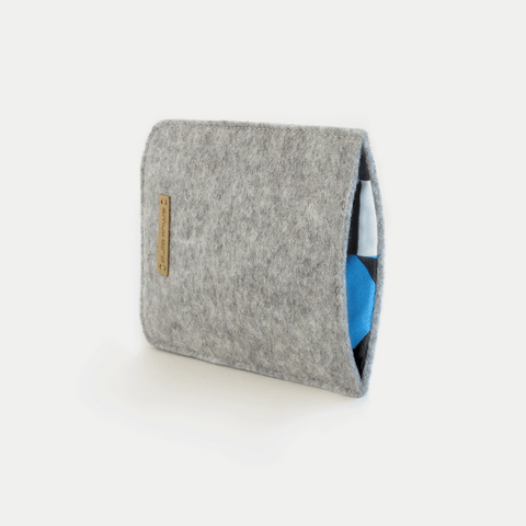 Sleeve for iPhone 11 Pro Max | made of felt and organic cotton | light grey - shapes | "LET" model