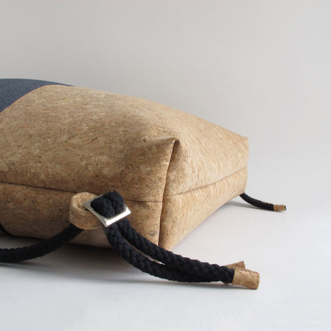 Gymväska, ryggsäck | gjord av bomull och kork | Tracks