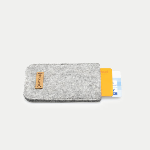 EC card case made of felt | light grey