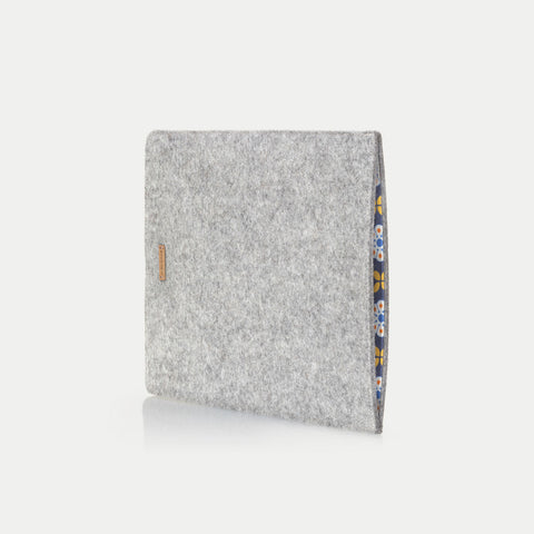 Fodral för MacBook Air M2 | tillverkad av filt och ekologisk bomull | ljusgrå - Bloom | "LET"-modell