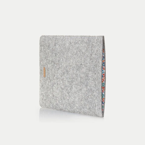 Sleeve for MacBook Pro 15 | made of felt and organic cotton | light grey - Colorful | "LET" model