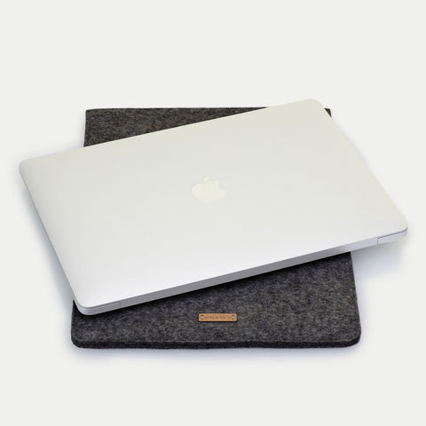 Laptop Hülle nach Maß | aus Filz und Bio-Baumwolle | anthrazit - Stripes | Modell "LET"