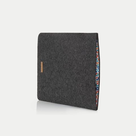 Tablet sleeve made to measure | made of felt and organic cotton | anthracite - colorful | "LET" model