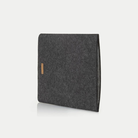 Sleeve for Surface Pro 6 | made of felt and organic cotton | anthracite - tracks | "LET" model