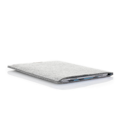 Case for Galaxy Tab A8 | made of felt and organic cotton | light gray - shapes | Model "LET"