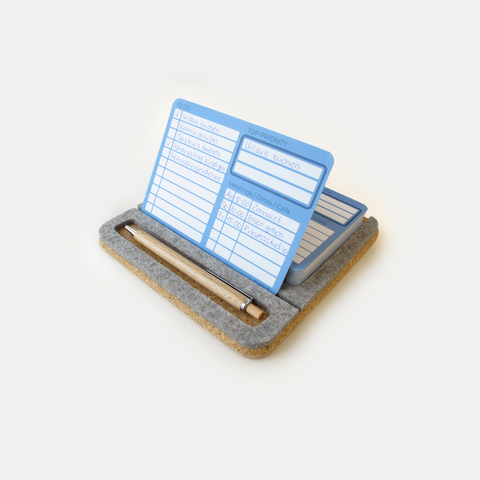 Noteholder "ToDo" inkl. 50 kort & kuglepen af træ | lavet af filt og kork | lysegrå