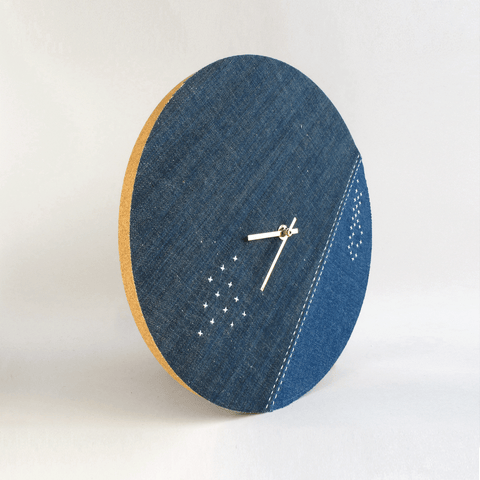 Wall clock Wabi Sabi Denim round 30 cm | Denim - Gold | Design: Yokohama
