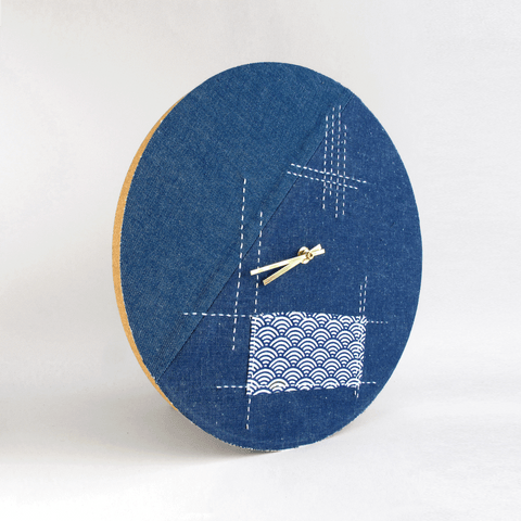 Wall clock Wabi Sabi Denim round 30 cm | Denim - Gold | Design: Tokyo