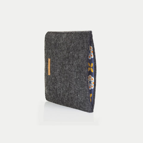 Custom made eReader cover | made of felt and organic cotton | anthracite - bloom | "LET" model