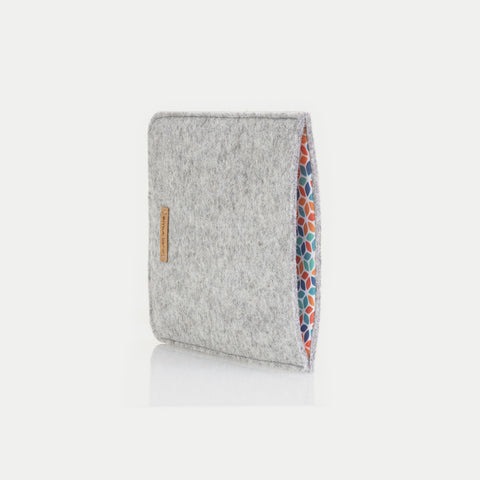 Cover for Tolino Shine 3 | made of felt and organic cotton | light grey - colorful | "LET" model
